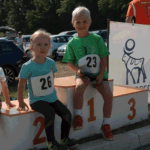 Kinder auf Siegertreppchen | Frankenwaldlauf Oßla 2022